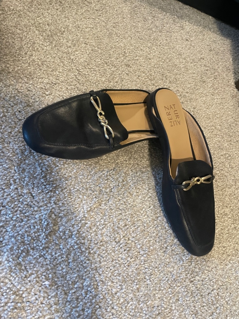 Naturalizer Black Leather Backless Loafers with Gold Bit